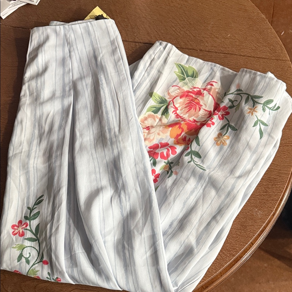 Floral Embroidered Women's Pants